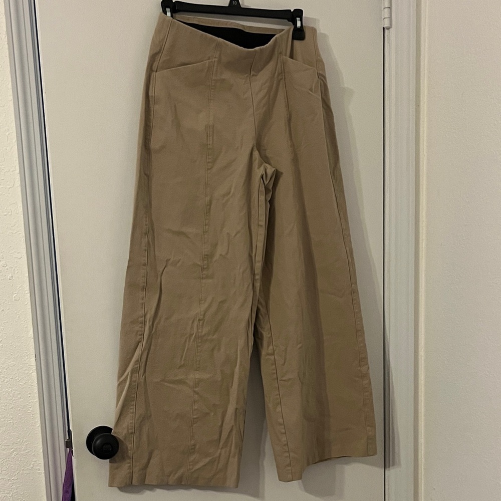 Old Navy Men's Tan Chinos